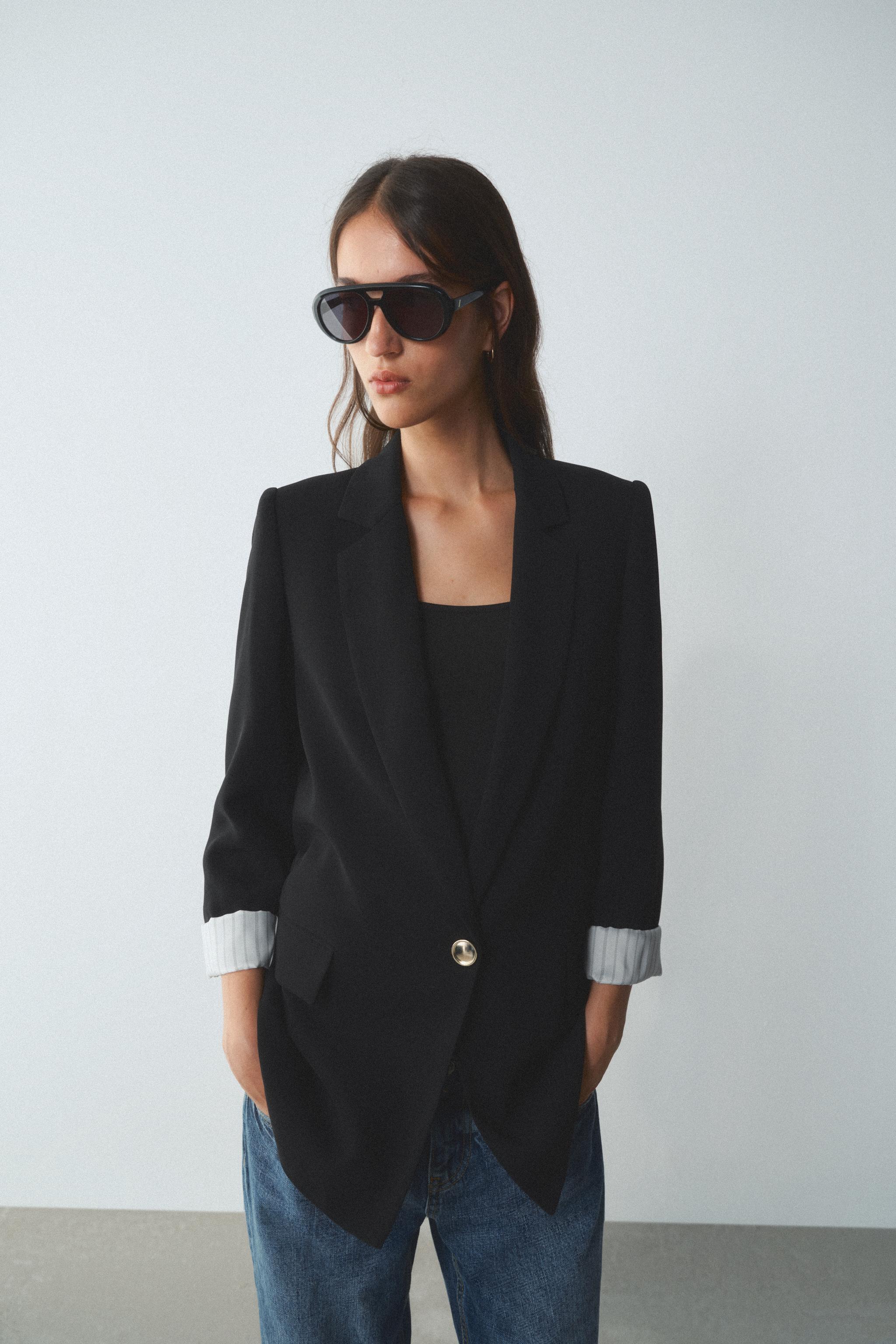 SHOULDER PAD BLAZER WITH PRINTED CUFFS